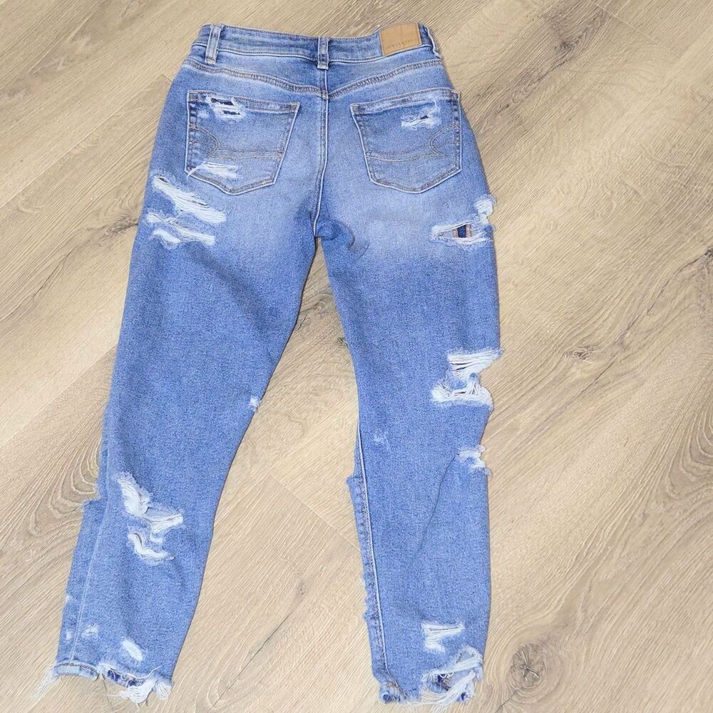 American Eagle High Waisted Mom Jeans Distressed Raw Hem Women's Size 00 X Short - Picture 3 of 12